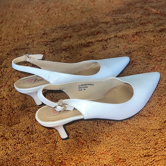 Classic Signature Slingback by EY Boutique - Picture 3 of 4
